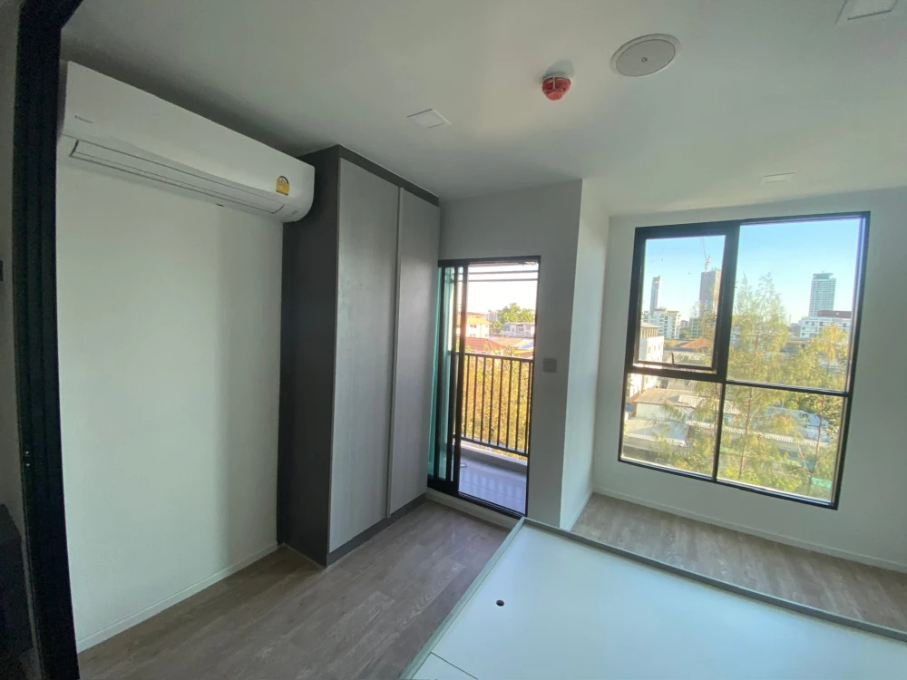 Condo for sale Atmoz Lat Phrao 15 (Low-Rise) Ready to move in, 6th floor, fully furnished, book now before you miss out++