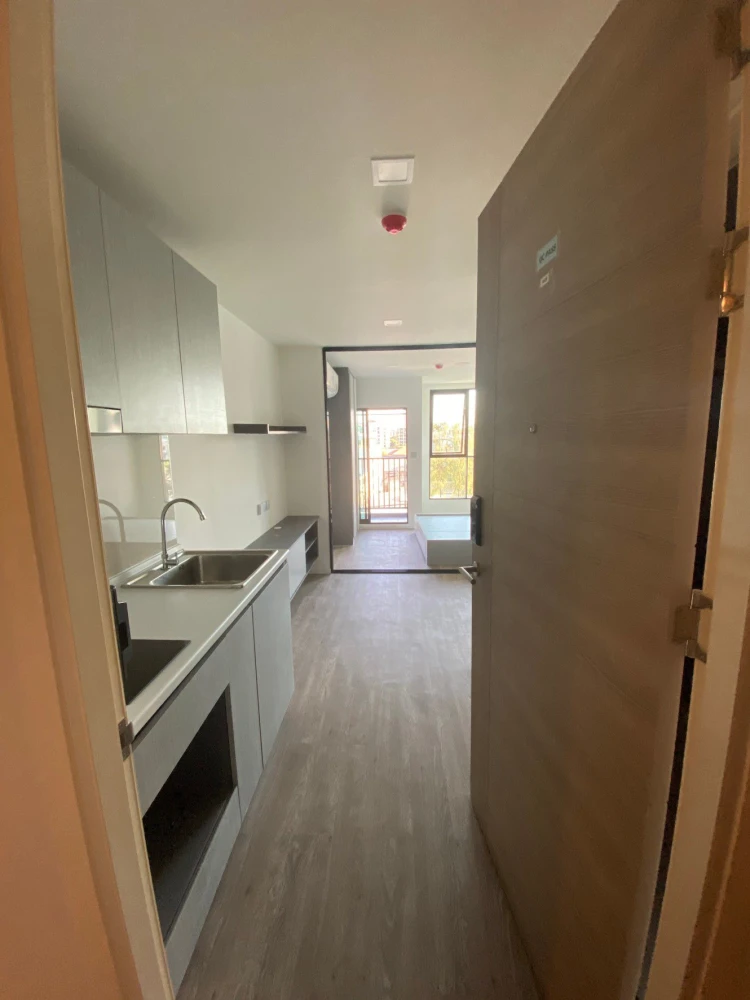 Condo for sale Atmoz Lat Phrao 15 (Low-Rise) Ready to move in, 6th floor, fully furnished, book now before you miss out++