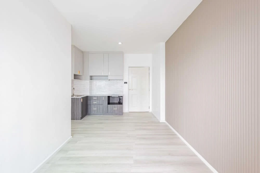 Condo for sale, BTS Residence, spacious room, lots of usable space, 18th floor, high view, book now.