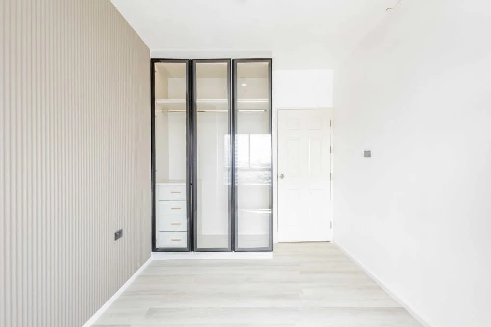Condo for sale, BTS Residence, spacious room, lots of usable space, 18th floor, high view, book now.