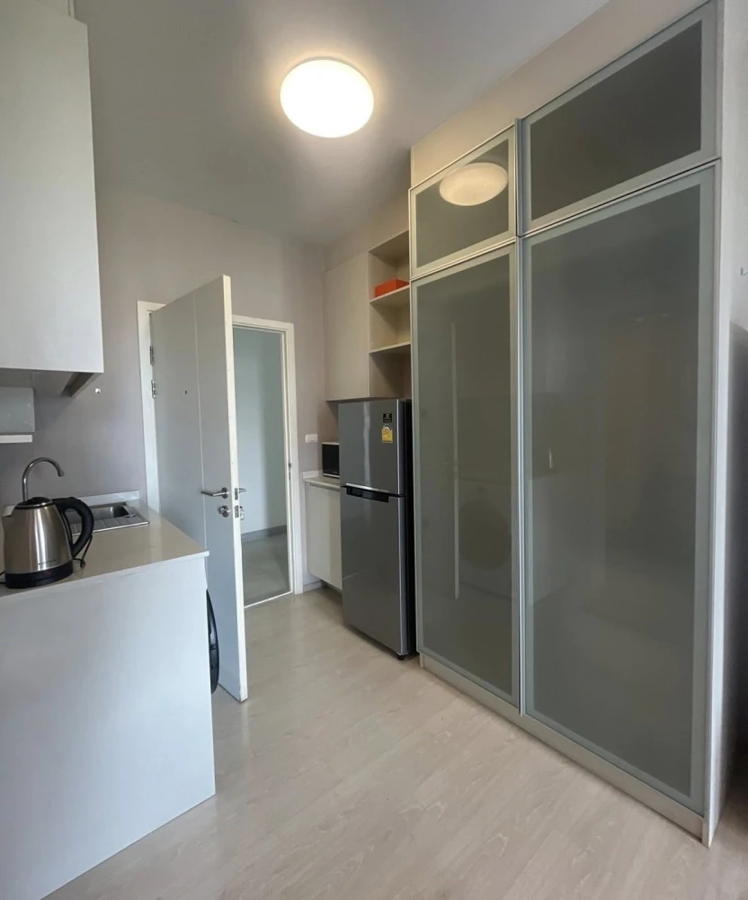 Condo for sale: Chapter One Eco Ratchada–HuaiKhwang, high floor unit, fully furnished, beautiful view, good ventilation. Book now!