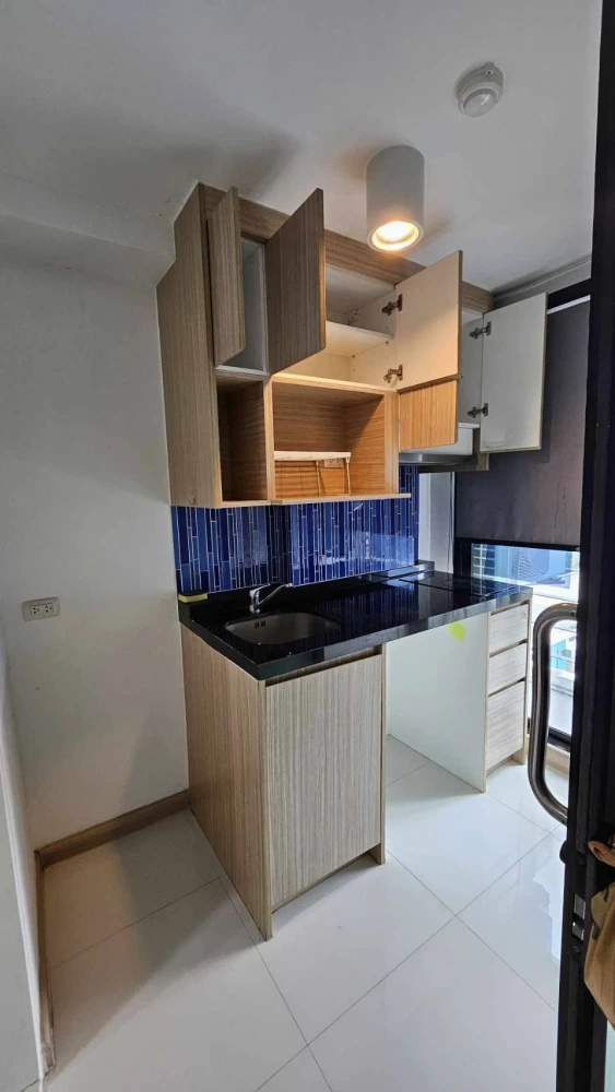 Condo for sale: Chateau In Town Sukhumvit 62/1, nice room, not too high floor, good breeze, reserve now+++