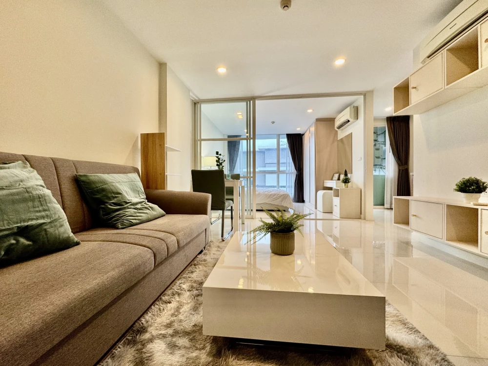 Condo for sale: Elements Srinakarin. Fully furnished and ready to move in. Fully furnished and equipped. Great price. Reserve now. Don't miss out!