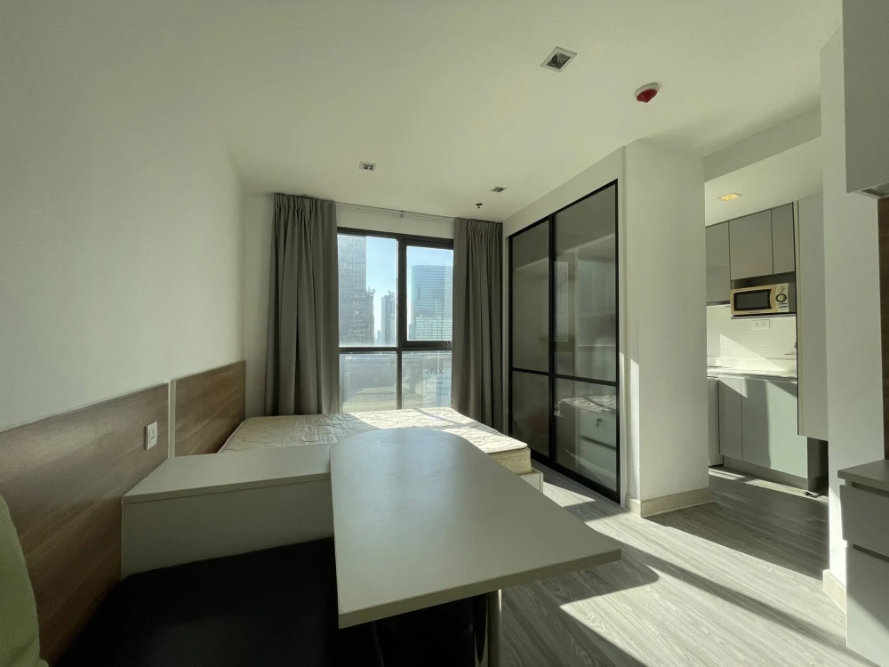 For sale: Condo IDEO MOBI RAMA 9, ready to move in, Fully Furnished, great price, everything here, must book now.