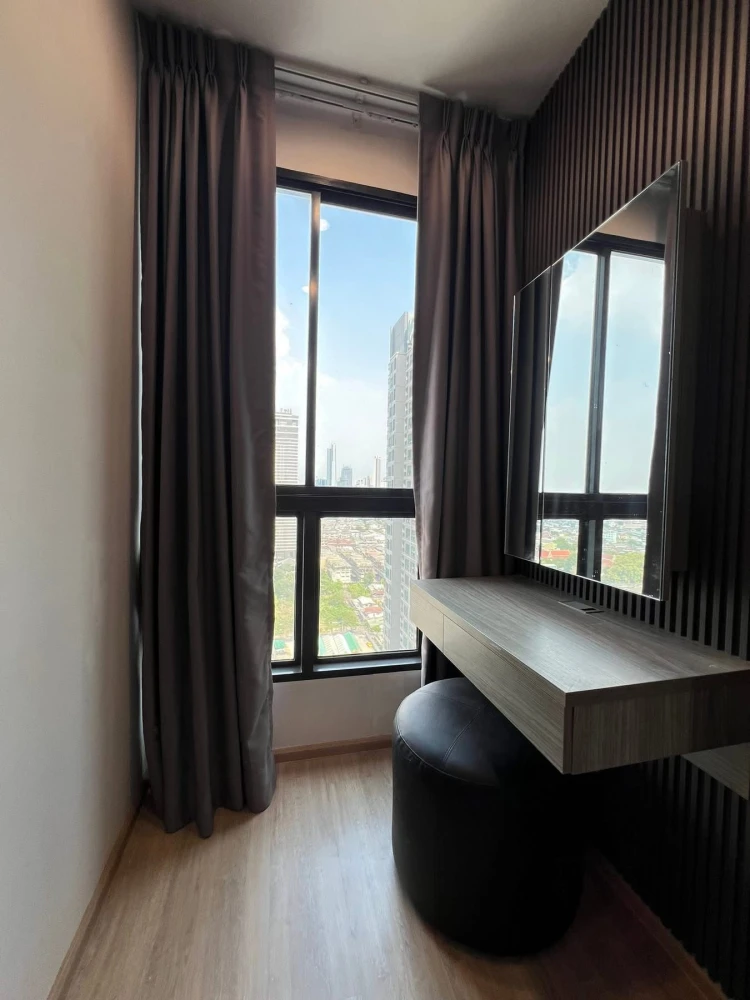 Condo for sale: Ideo Sathorn-Tha Phra, high floor unit, ready to move in, fully furnished. Book now!