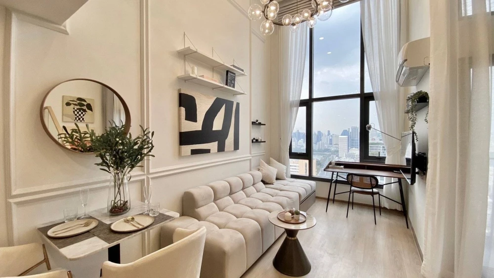 Life Rama 4 – Asoke Condo for Sale ✨ High-Floor Duplex with Stunning Benjakitti Park View