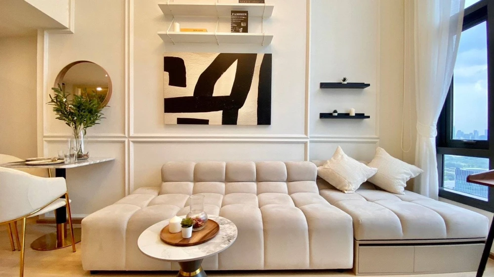 Life Rama 4 – Asoke Condo for Sale ✨ High-Floor Duplex with Stunning Benjakitti Park View