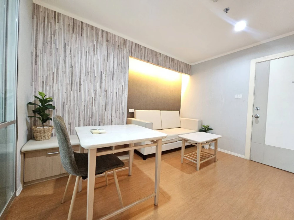 Condo for sale: LUMPINI PARK, Rattanathibet-Ngamwongwan. Corner room with privacy. Fully equipped. Buy now!