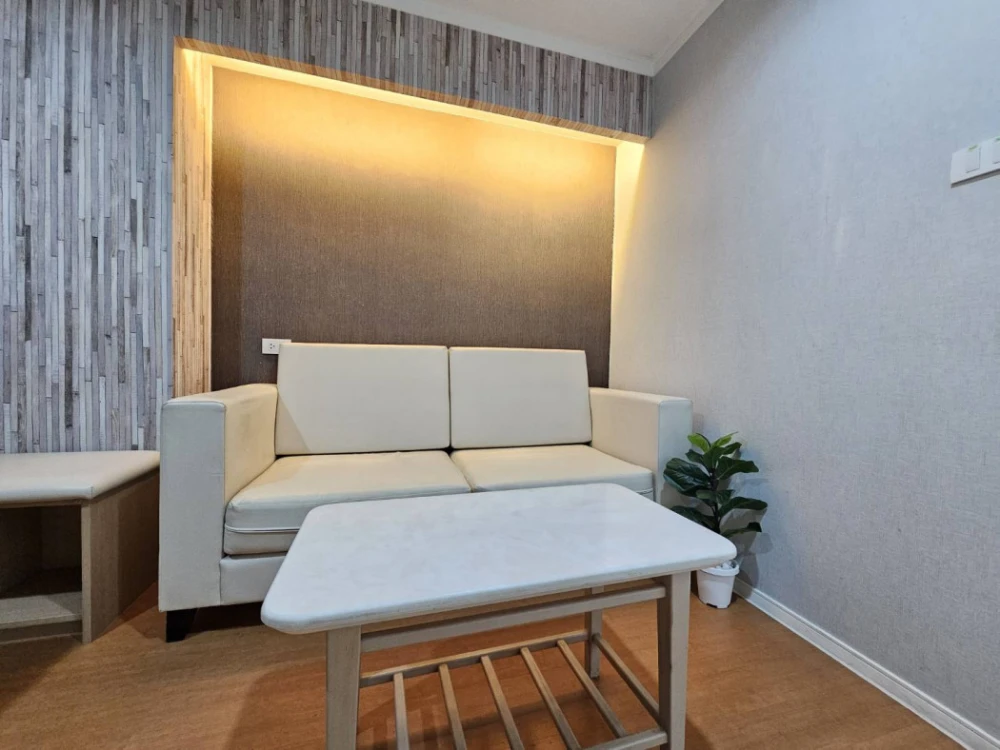 Condo for sale: LUMPINI PARK, Rattanathibet-Ngamwongwan. Corner room with privacy. Fully equipped. Buy now!