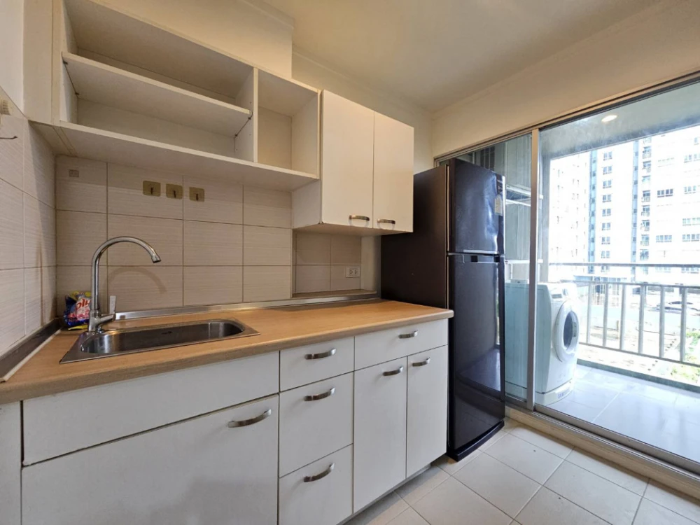 Condo for sale: LUMPINI PARK, Rattanathibet-Ngamwongwan. Corner room with privacy. Fully equipped. Buy now!