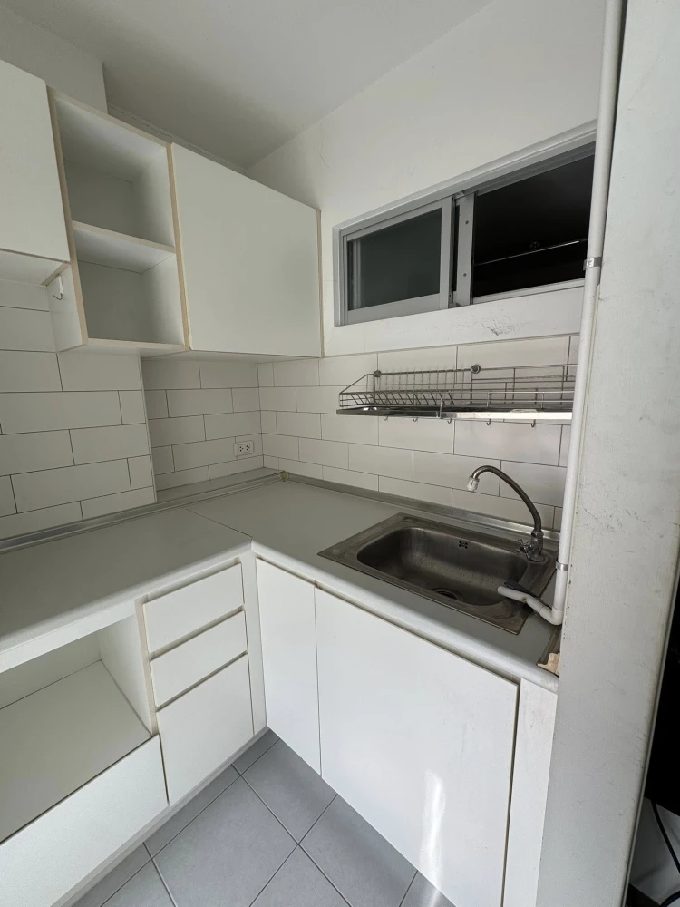 Condo for sale, Lumpini Ville Bangkhae, ready to move in, fully furnished, high floor, corner room, great deal, if you don't reserve, you'll miss out+