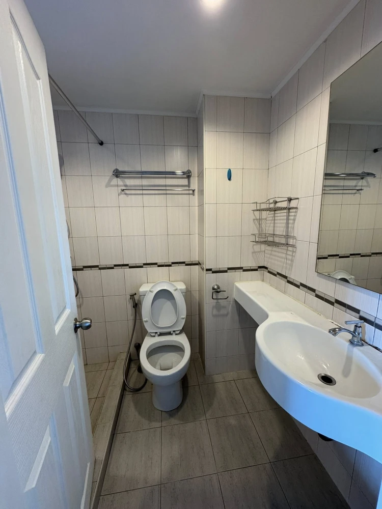 Condo for sale, Lumpini Ville Bangkhae, ready to move in, fully furnished, high floor, corner room, great deal, if you don't reserve, you'll miss out+