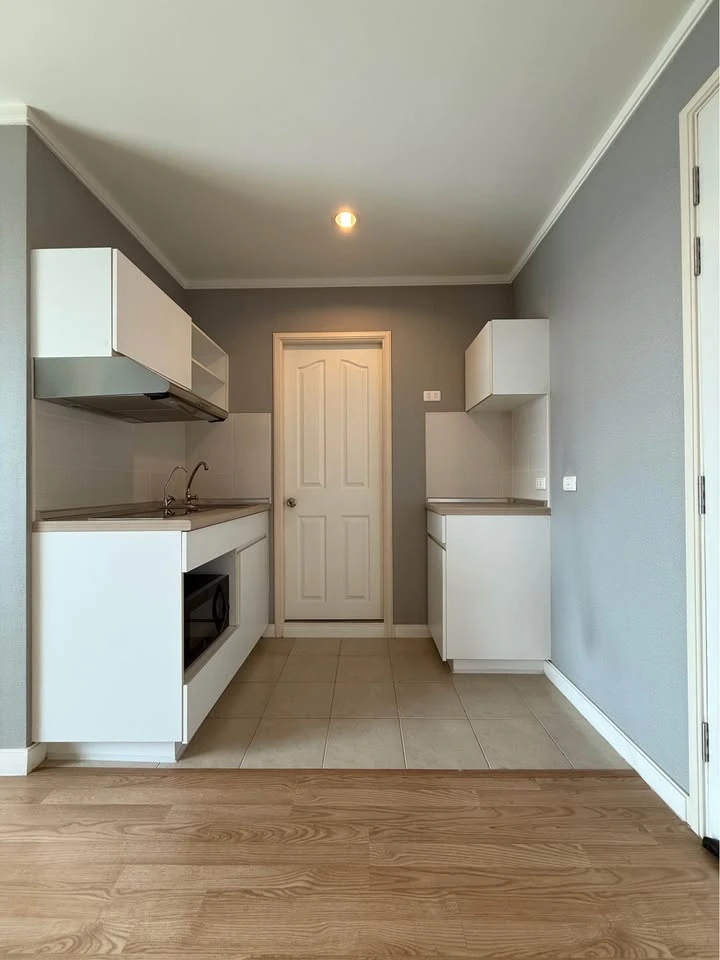 Condo for sale Lumpini Ville Chaengwatthana Pakkret, high floor, good view, spacious room, ready to move in, just bring your bags++