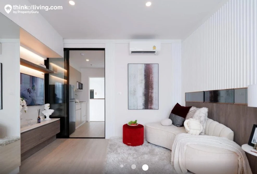For sale Condo Place 168, luxuriously decorated room, fully built-in, ready to move in. Reserve now!!