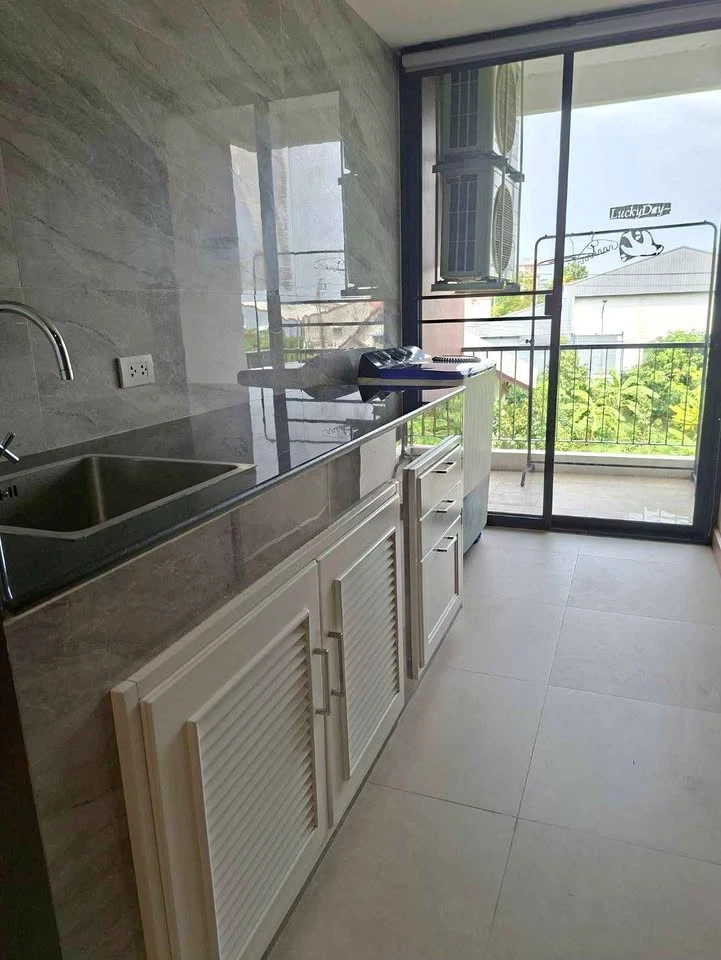 Condo for sale: Rizzo Condo Bang Kruang, spacious room, comfortable living, low floor, hurry and reserve now+++