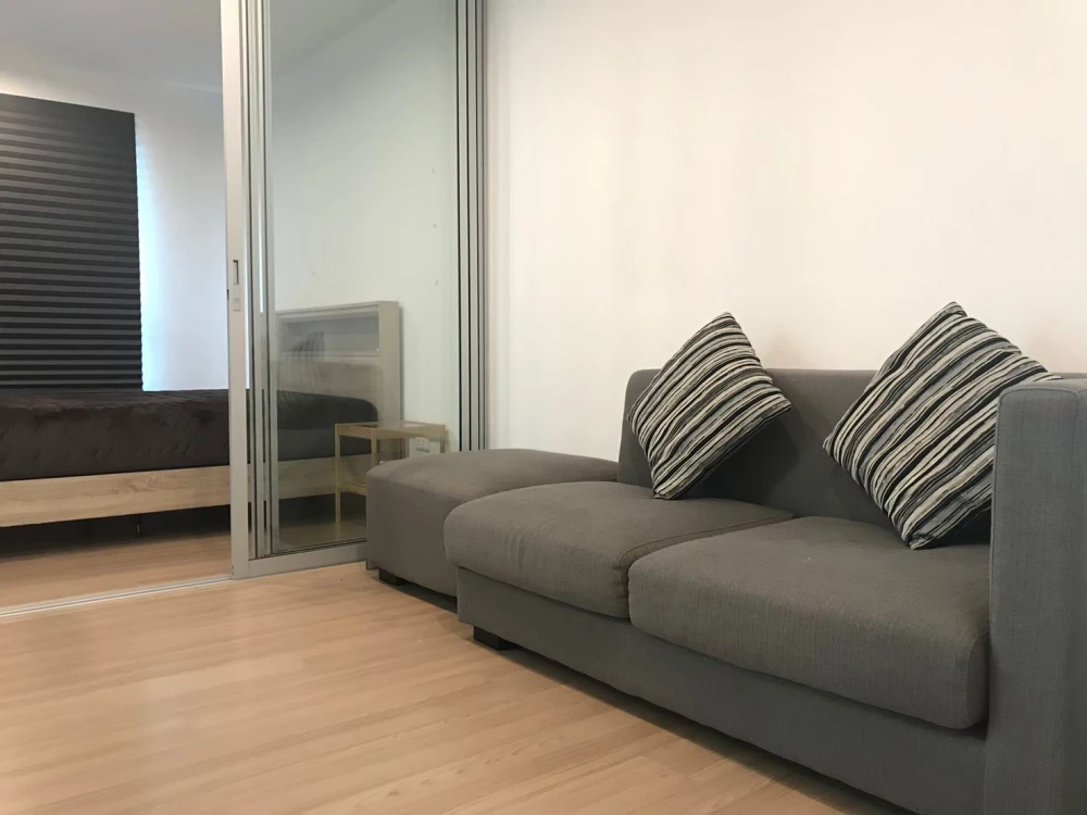 Condo for sale The Niche ID Seri Thai, 6th floor, size 28 sq m., garden side, room in a quiet corner, don't miss it!