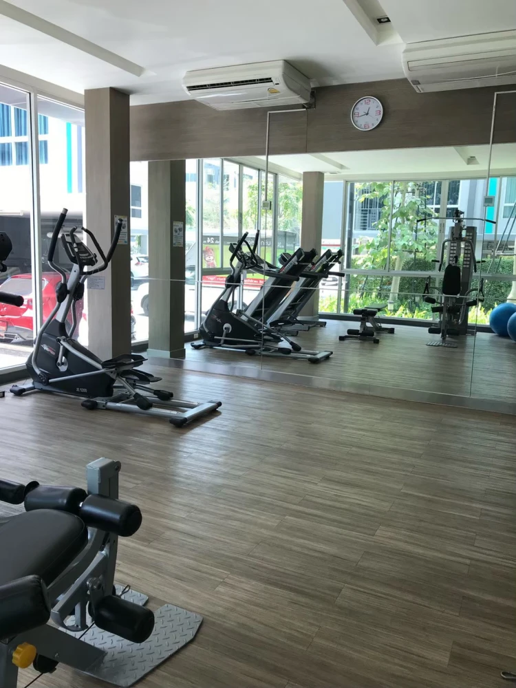 Condo for sale The Niche ID Seri Thai, 6th floor, size 28 sq m., garden side, room in a quiet corner, don't miss it!