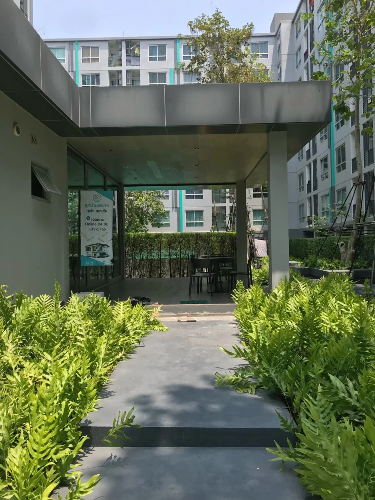 Condo for sale The Niche ID Seri Thai, 6th floor, size 28 sq m., garden side, room in a quiet corner, don't miss it!