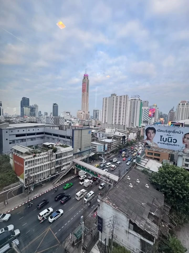 Condo for sale: Wish Signature Midtown Siam, corner room with a nice view to the north, spacious and comfortable, book now before you miss out!!