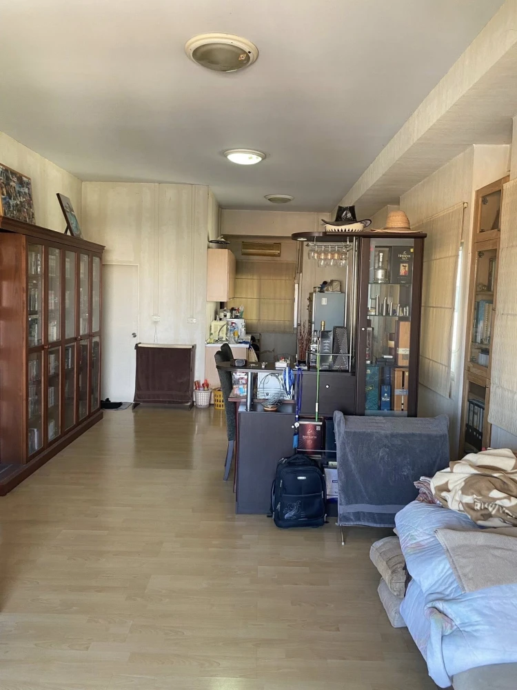 Condo for sale, Garden Court, ready to move in, fully furnished, just bring your bags+++