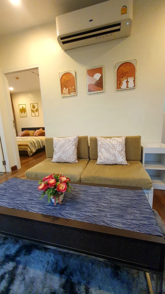 Condo for sale, Chewathai Ratchaprarop. Ready to move in, fully furnished. Spacious and comfortable room. Book now!