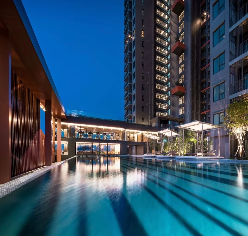 Condo for sale, C Ekkamai. Quality unit, great price. Buy now!!