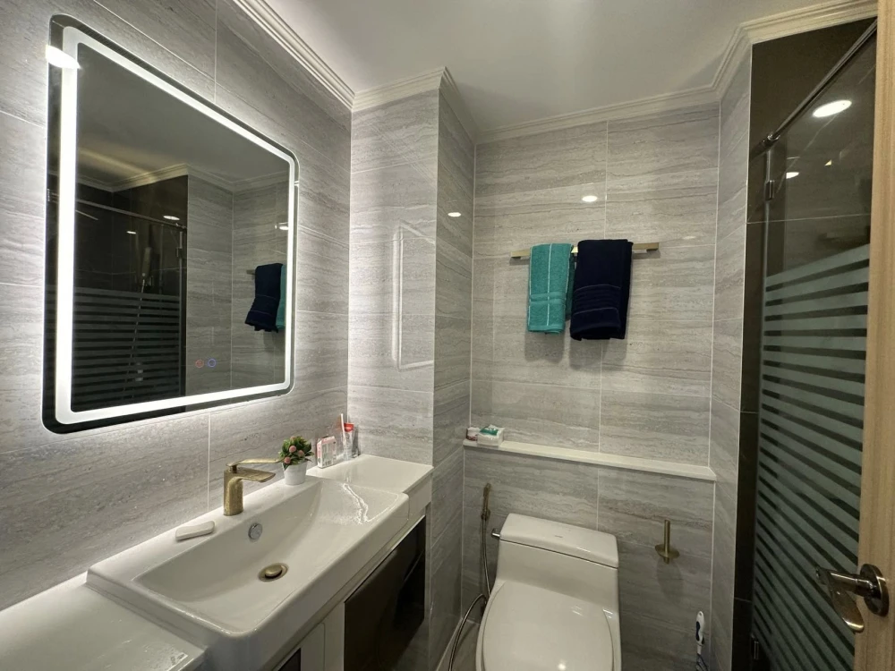 Condo for sale: Dusit Grand Park, ready to move in, comes with complete amenities. Reserve now+++