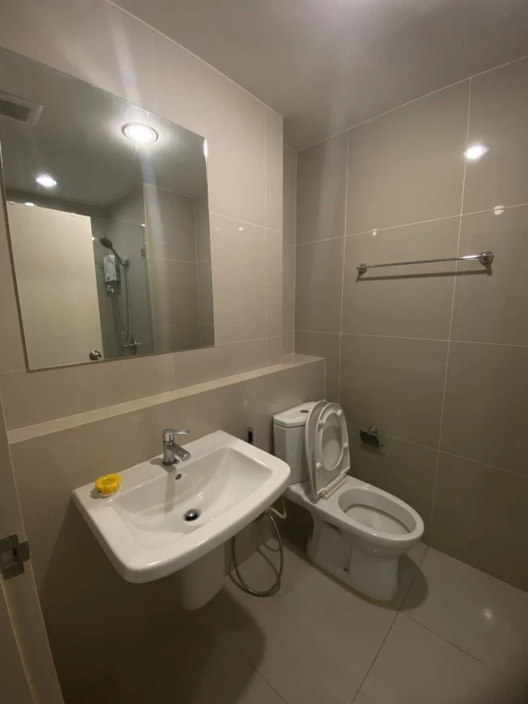 Condo for sale: Niche Mono Sukhumvit-Poo Chao. Beautiful unit, great price. Buy now!!