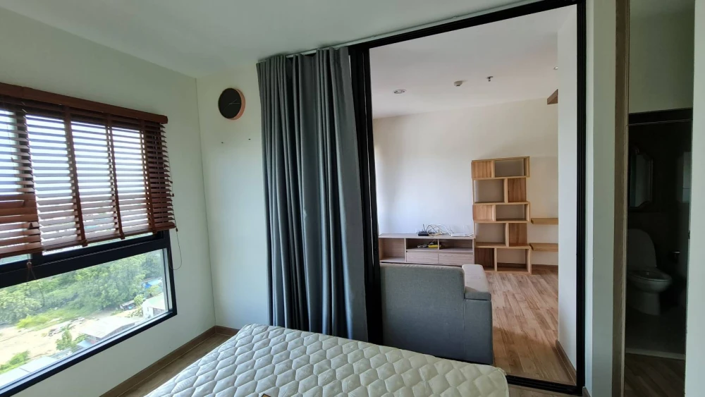 Condo for sale, Niche Mono Charoennakorn, beautiful pool view, convenient transportation, good location, worth investing, don't miss it!!