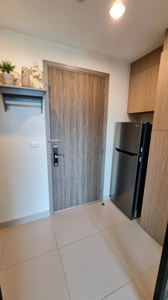 Condo for sale, Niche Mono Charoennakorn, beautiful pool view, convenient transportation, good location, worth investing, don't miss it!!