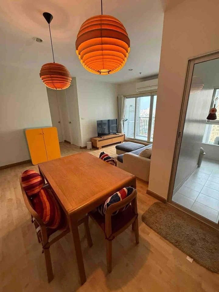 Condo for sale: Parkland Taksin-Tha Phra. Ready to move in, fully furnished and equipped with appliances. Book now!