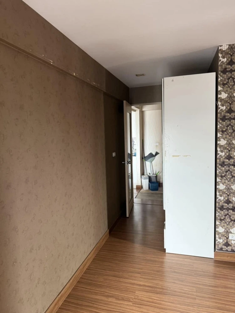 Condo for sale, My Resort Bangkok, spacious room, great usable space, hurry and reserve now.