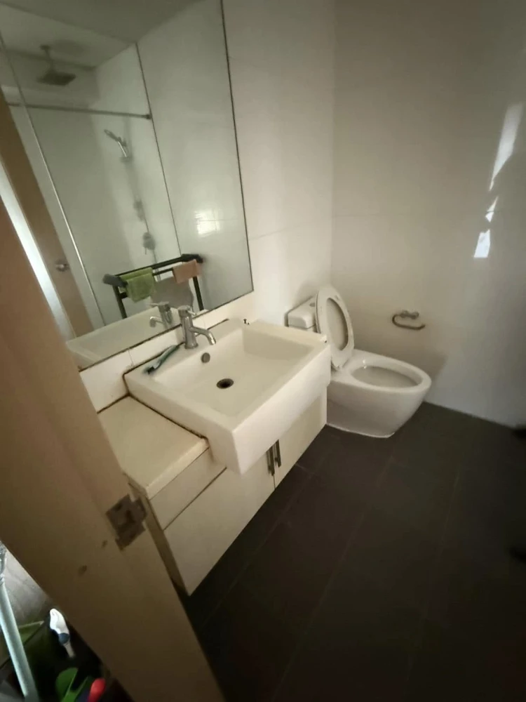 Condo for sale, My Resort Bangkok, spacious room, great usable space, hurry and reserve now.