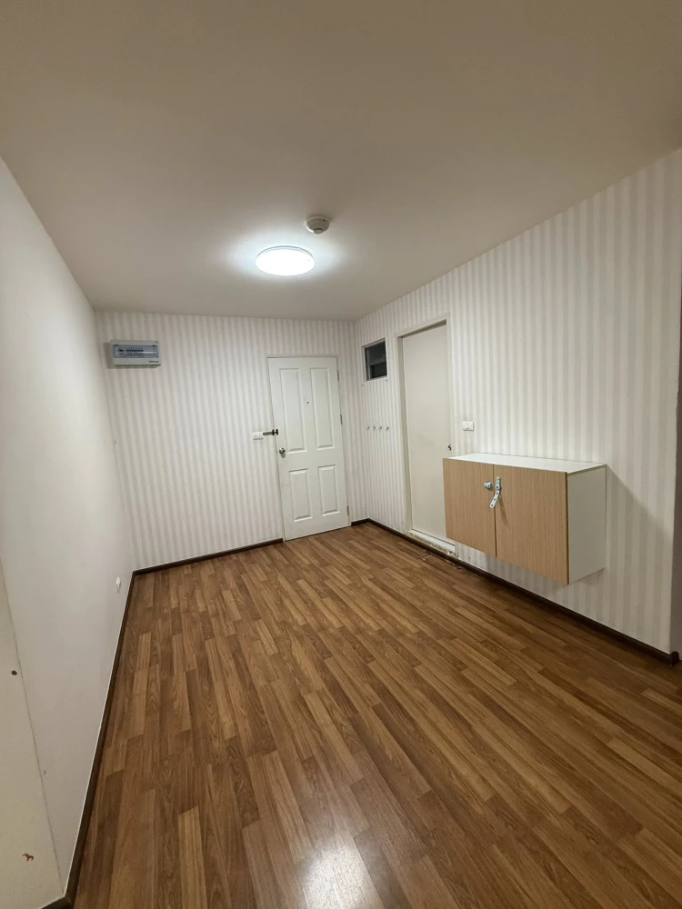 Condo for sale, U Ratchayothin 32, spacious room, comfortable living, complete facilities, book now before you miss out!!!