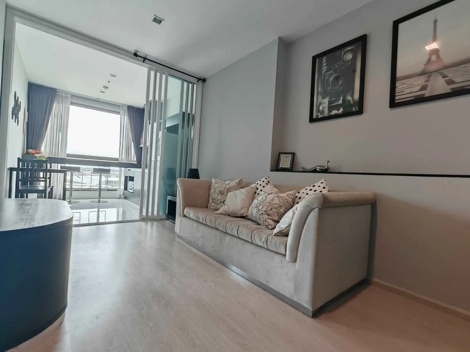 Condo for sale at Rhythm Sukhumvit 44/1, 1 bedroom, 1 bath, fully furnished room, ready to move in, beautiful view, book now.