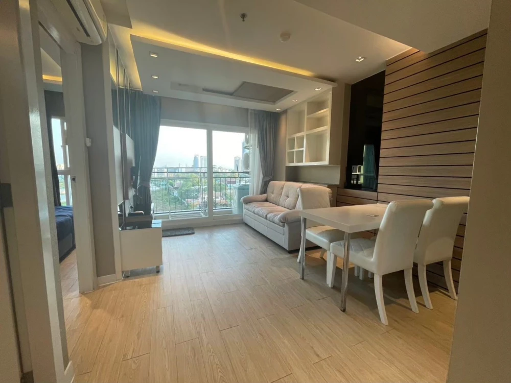 Condo for sale, La Chantia Jomtien, spacious room, ready to move in, fully furnished, just bring your bag, hurry and book before it's gone!