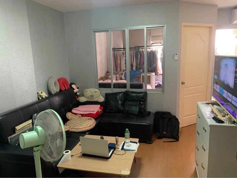 For sale: Lumpini Condo Town, Rattanathibet, ready to move in, furnished, hurry and book now!!