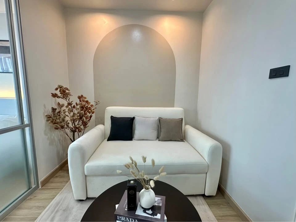 Condo for sale, Lumpini Park Nawamin-Sriburapha. Nice unit, fully furnished. Just bring your belongings and move in!