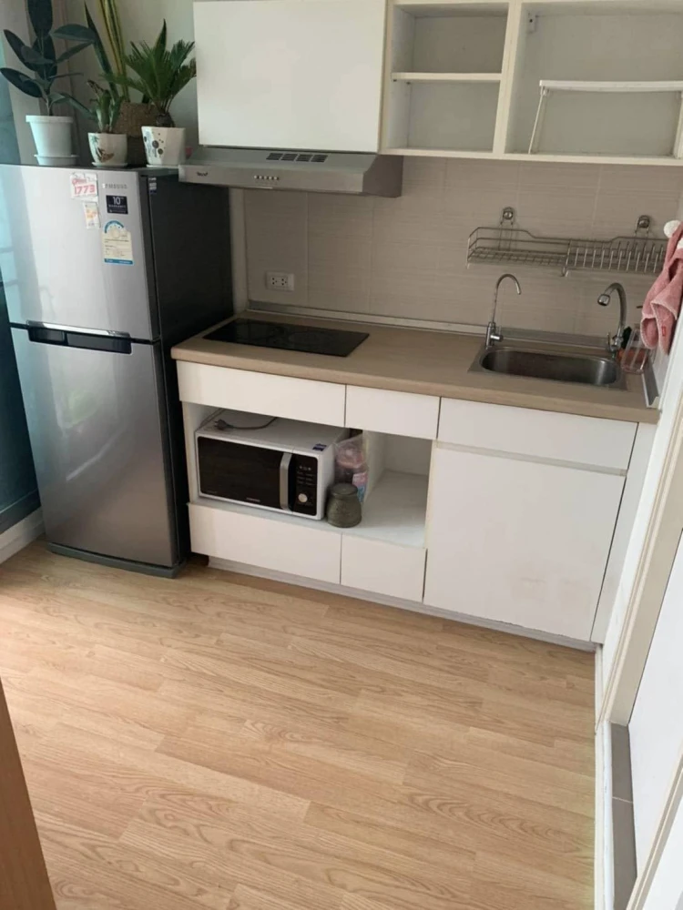 Condo for sale, Lumpini Ville Prachachuen-Phongphet 2, ready to move in, 10th floor, good height, good price, hurry to move in.