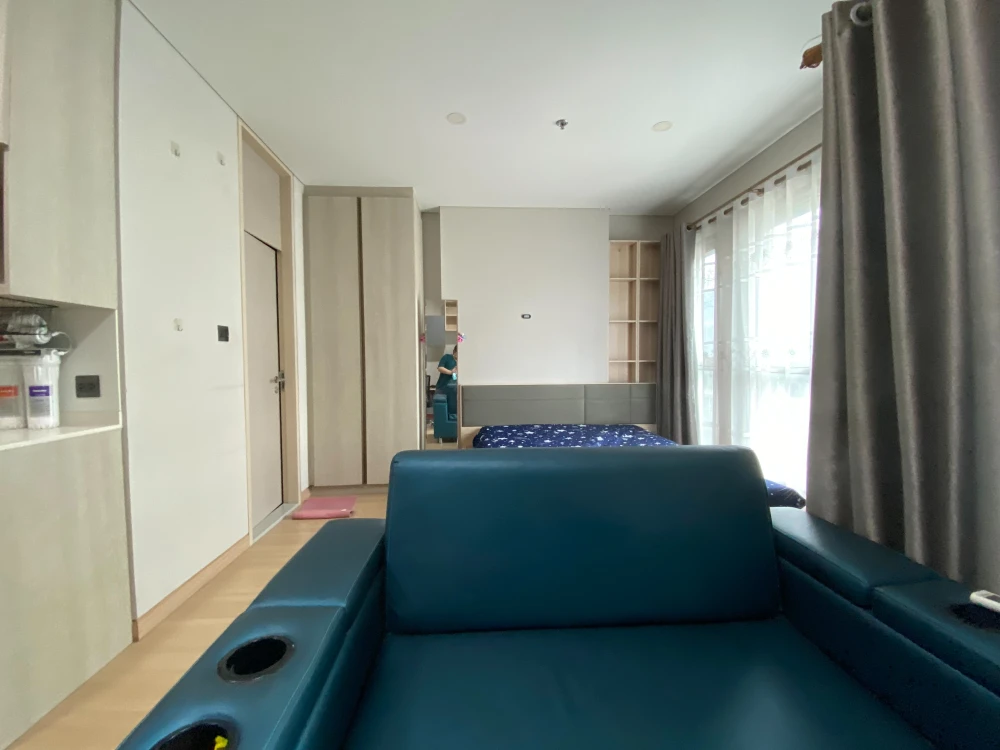 Condo for sale, Lumpini Suite Din Daeng-Ratchaprarop, beautiful room with furniture and complete electrical appliances. Buy now, don't wait.