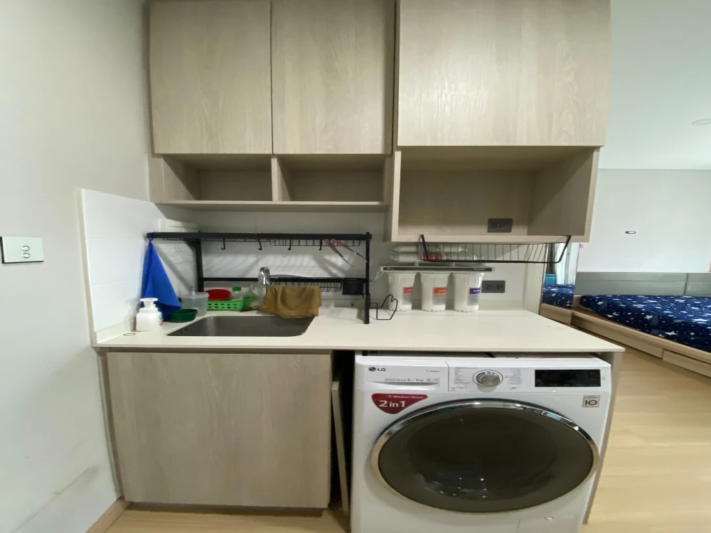Condo for sale, Lumpini Suite Din Daeng-Ratchaprarop, beautiful room with furniture and complete electrical appliances. Buy now, don't wait.