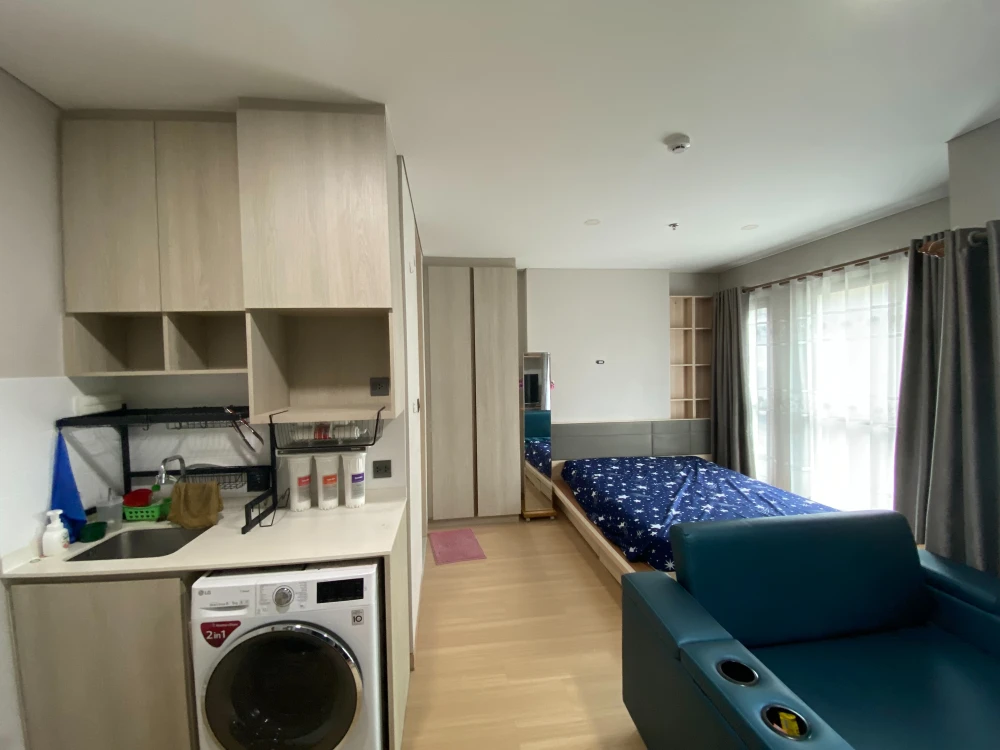 Condo for sale, Lumpini Suite Din Daeng-Ratchaprarop, beautiful room with furniture and complete electrical appliances. Buy now, don't wait.
