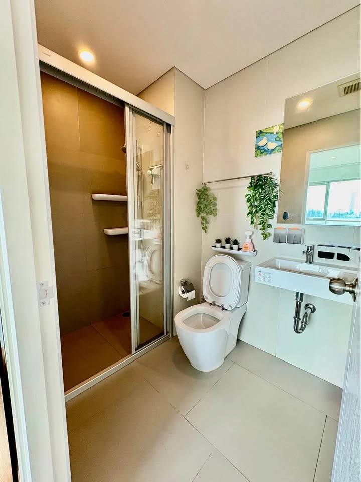 Condo for sale or rent, Lumpini Place Ratchada-Sathu, ready to move in, complete facilities Great value, book now.