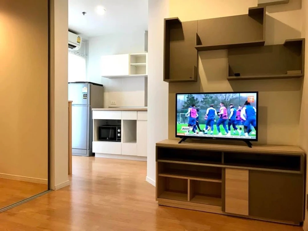 Condo for sale, Lumpini Place Srinakarin-Hua Mak Station, 10th floor, high view, reasonable price, hurry and reserve now!