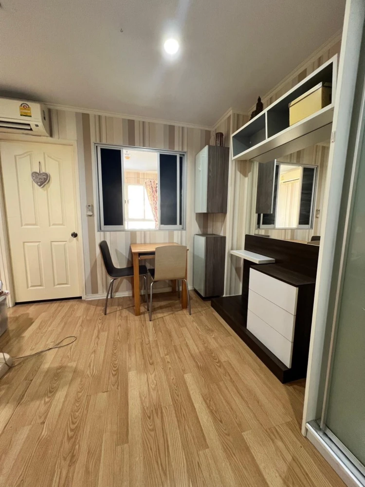 Condo for rent/sale: Lumpini Ville Ramintra-Lak Si, room with good wallpaper, great price, buy now.