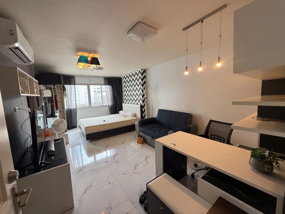 Condo for sale, One X Sathorn-Narathiwat. Check out the great price!