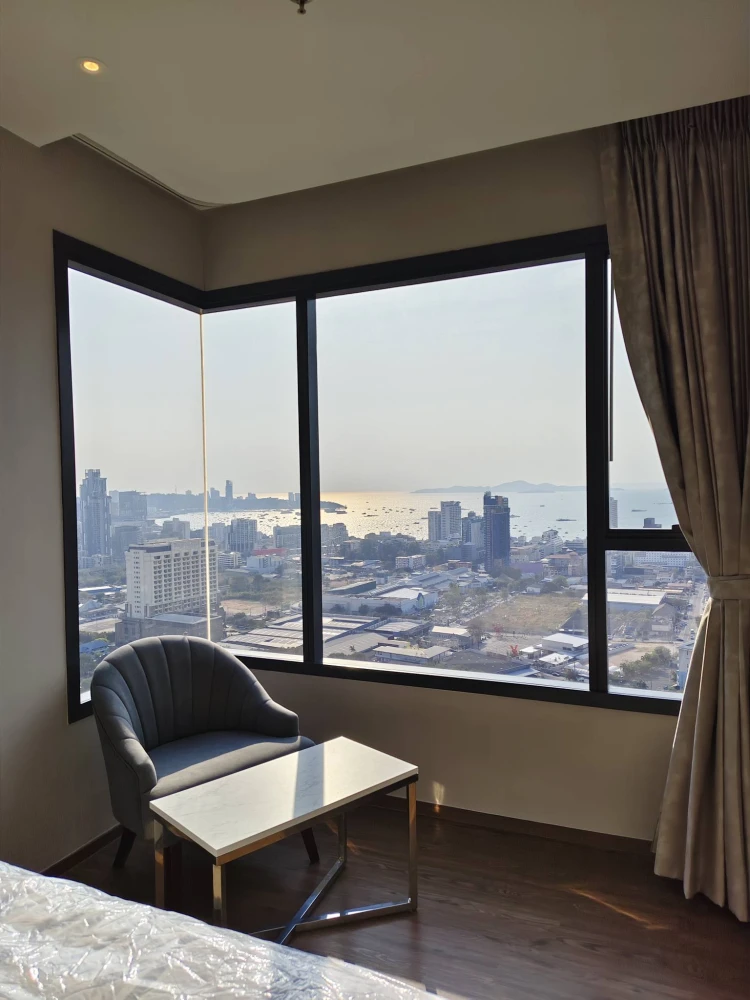 Condo for sale, Once Pattaya. Ready to move in, fully furnished. Spacious and comfortable unit. Book now!