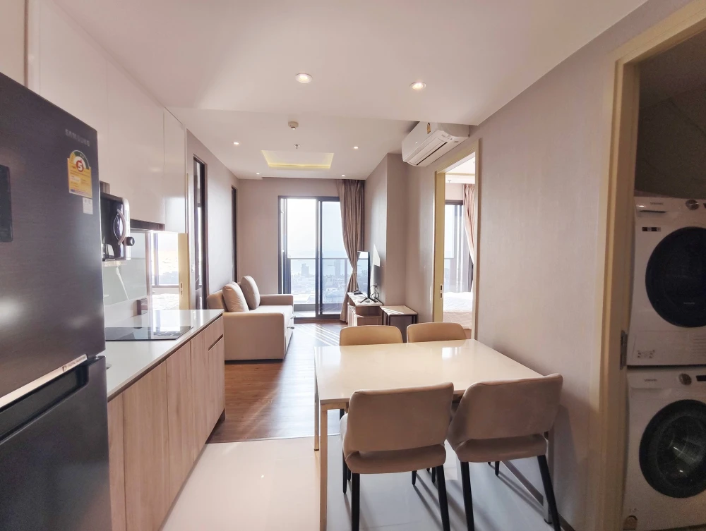 Condo for sale, Once Pattaya. Ready to move in, fully furnished. Spacious and comfortable unit. Book now!