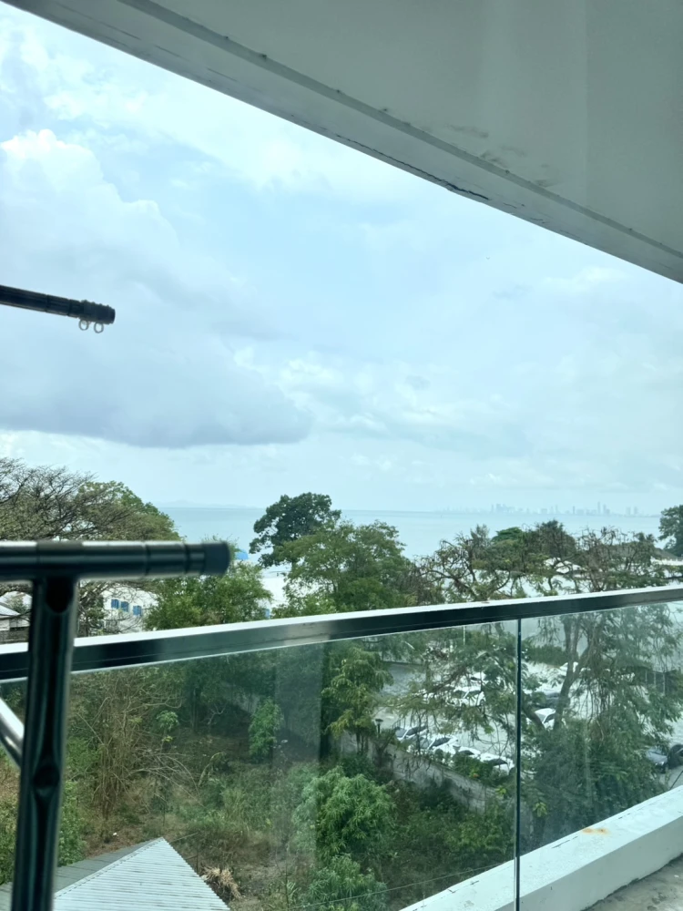 Condo for sale with sea view. Ready to move in, fully furnished, spacious room. Book now before it's too late!!!