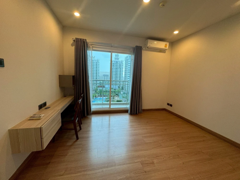 Condo for sale: Supalai Wellington 2, a nice room, high floor, corner room, good view, open, airy, ready to move in.